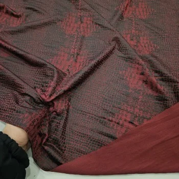 Mat Kaplama Yılan Desen Bordo Zemin Süprem Kumaş | X-03
