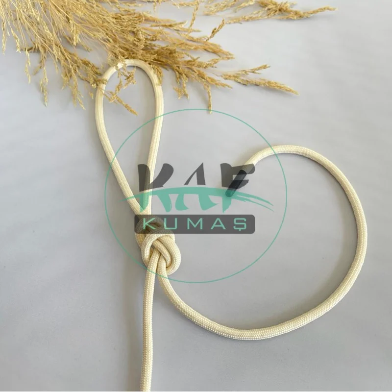 Plastik Uçlu 125 cm Kordon | Krem