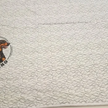 Beyaz Zemin Köpekler Desen Pano Kumaş 180x 82cm