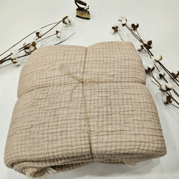 7 Katlı Bej Çift Taraflı Dolgulu Çift Kişilik Müslin Battaniye | 230 x 240 cm