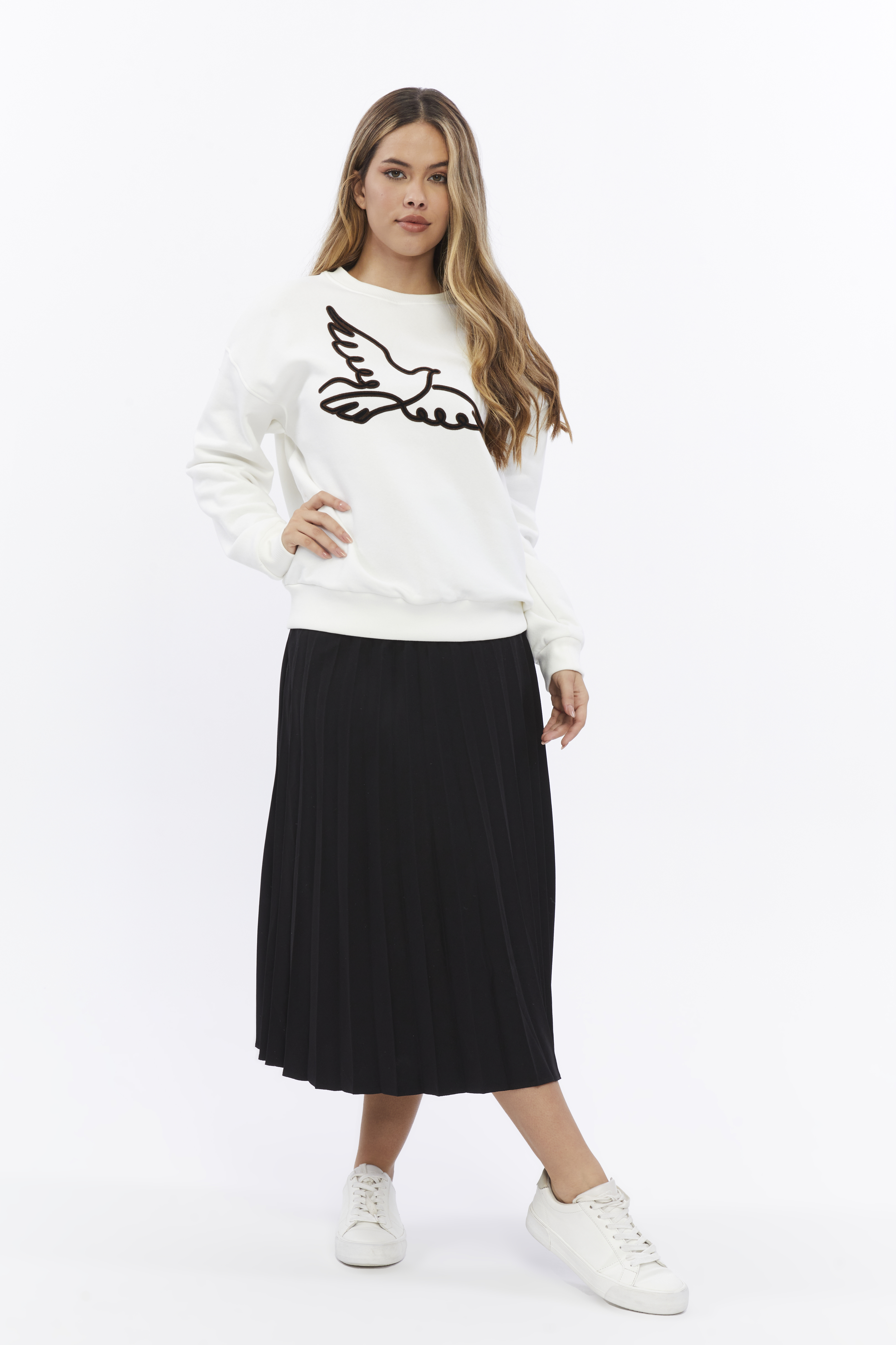 Kadife Kuş Desenli Şardonlu (Içi Polarlı) Ekru Regular Fit Bisiklet Yaka Kadın Sweatshirt