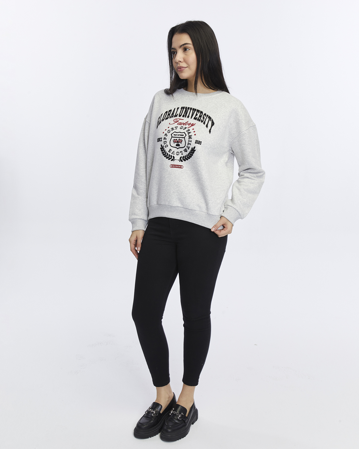 Kadife Global University Desenli Gri Melanj Yumuşak Dokulu Regular Fit Bisiklet Yaka Kadın Sweatshirt