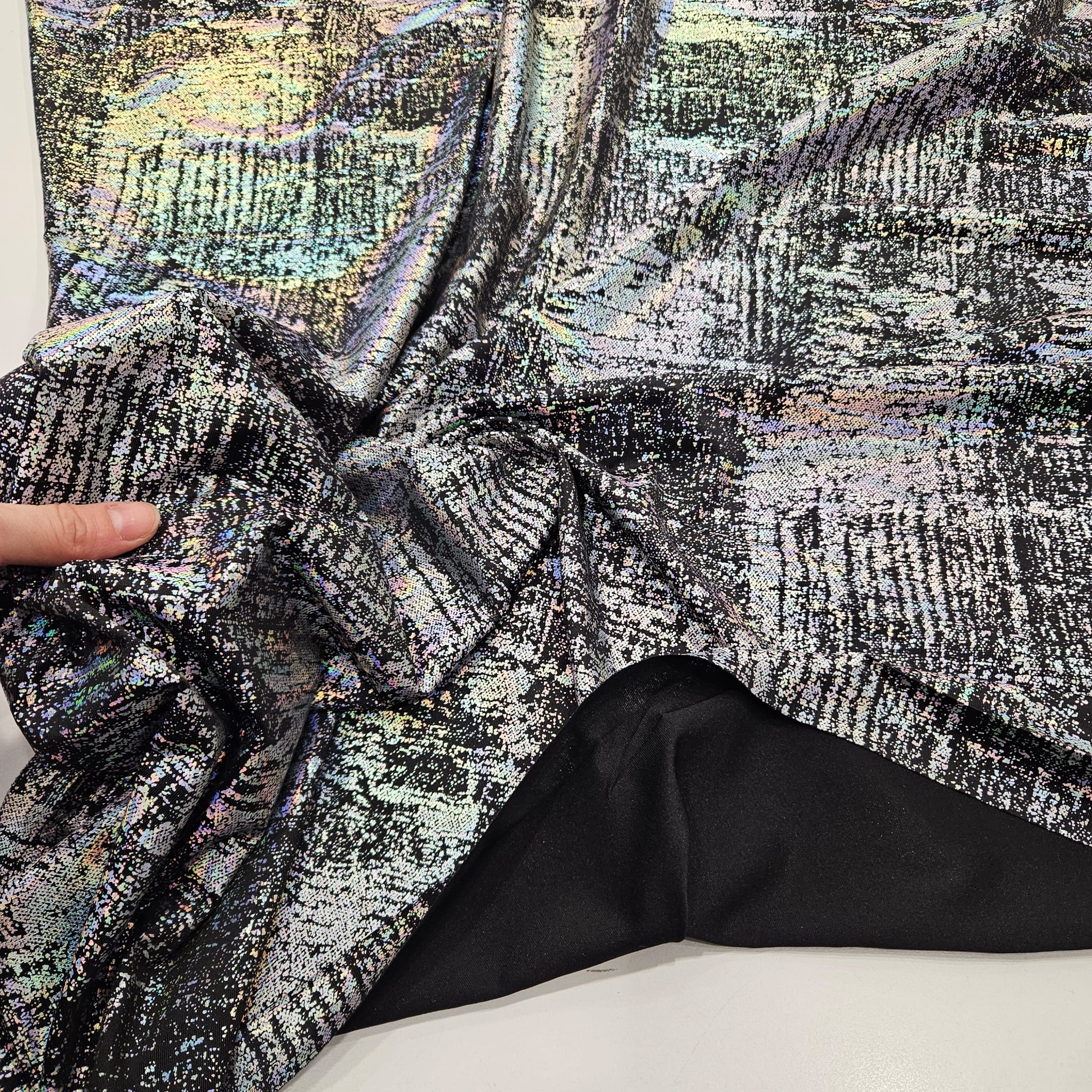 Hologram Kaplama Batik Desen Süprem Kumaş | D-2